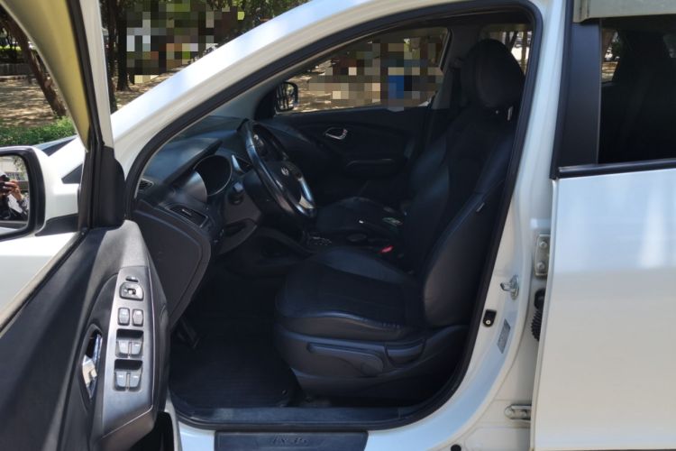 Used Hyundai ix35 2013 2.0L Automatic Two-Wheel Drive Smart GLS China IV Standard Left Front Seat