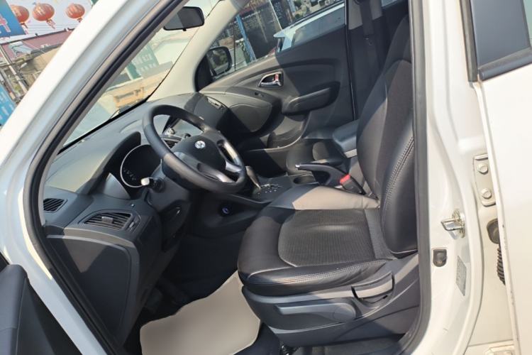 Used Hyundai ix35 2013 2.0L Automatic 2WD Comfort GL China IV Standard Left Front Seat
