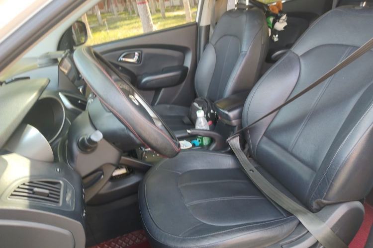 Used Hyundai ix35 2013 2.0L Automatic Two-Wheel Drive Smart GLS China IV Standard Left Front Seat