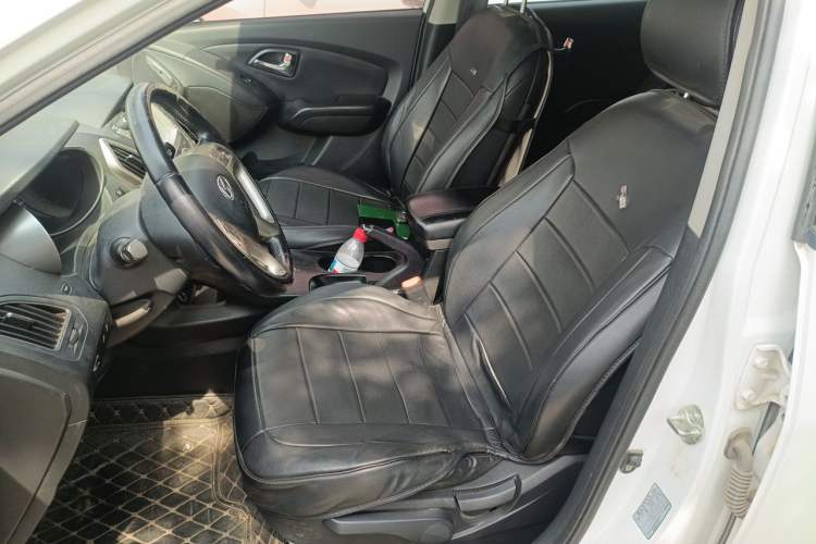 Used Hyundai ix35 2013 2.0L Automatic Two-Wheel Drive Smart GLS China IV Standard Left Front Seat