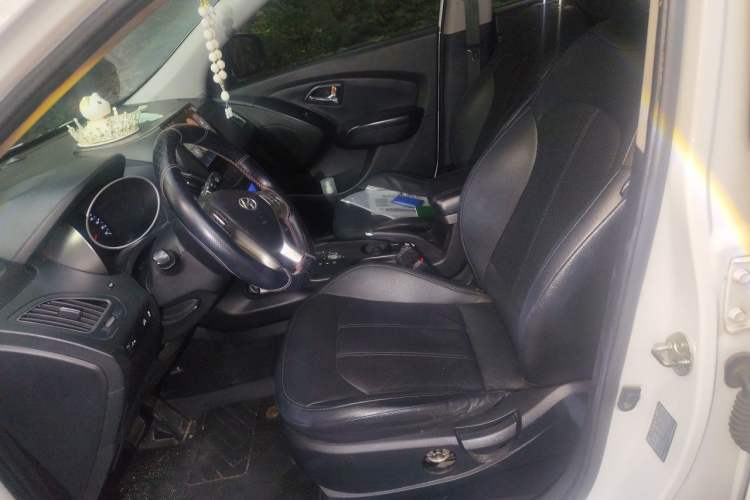Used Hyundai ix35 2013 2.0L Automatic Two-Wheel Drive Smart GLS China IV Standard Left Front Seat