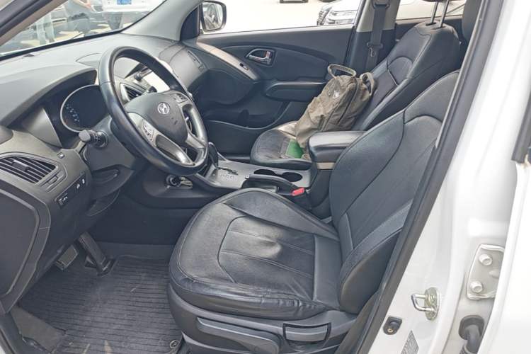 Used Hyundai ix35 2013 2.0L Automatic Two-Wheel Drive Smart GLS China V Standard Left Front Seat