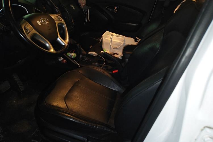 Used Hyundai ix35 2013 2.0L Automatic Two-Wheel Drive Smart GLS China IV Standard Left Front Seat