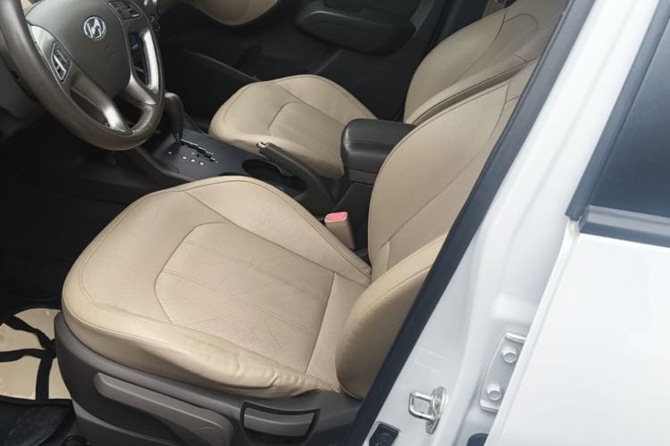 Used Hyundai ix35 2013 2.0L Automatic Two-Wheel Drive Smart GLS China V Standard Left Front Seat