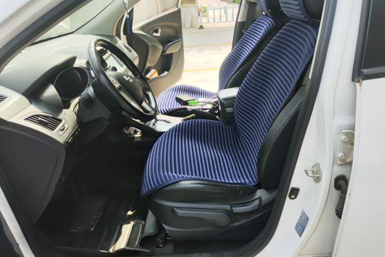 Used Hyundai ix35 2013 2.0L Automatic Two-Wheel Drive Smart GLS China IV Standard Left Front Seat