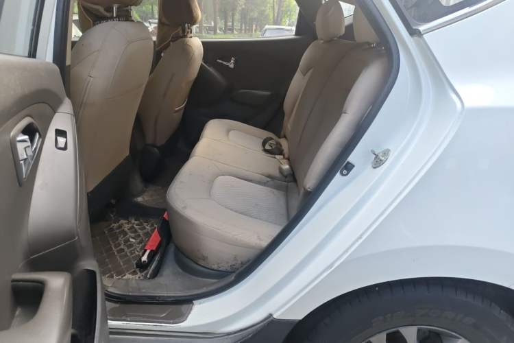 Used Hyundai ix35 2013 2.0L Manual 2WD Comfort GL China IV Standard Left Rear Seat