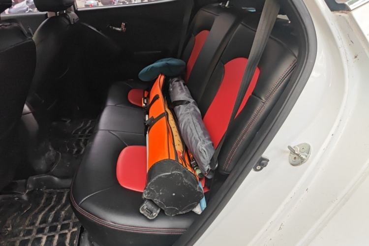 Used Hyundai ix35 2013 2.0L Automatic 2WD Comfort GL China IV Standard Left Rear Seat