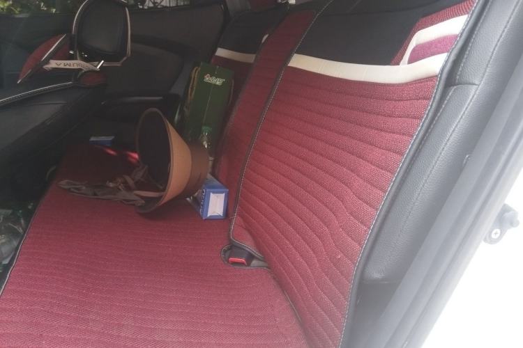 Used Hyundai ix35 2013 2.0L Automatic Two-Wheel Drive Smart GLS China IV Standard Left Rear Seat