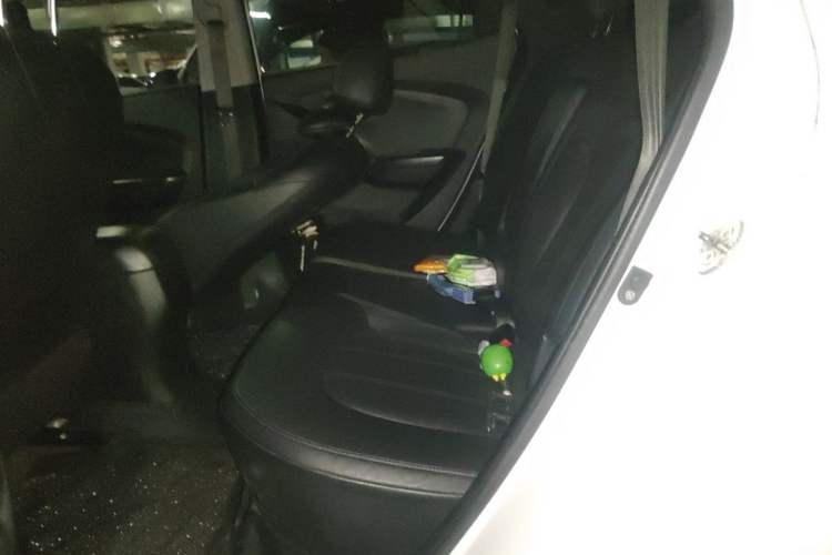 Used Hyundai ix35 2013 2.0L Automatic Two-Wheel Drive Smart GLS China IV Standard Left Rear Seat