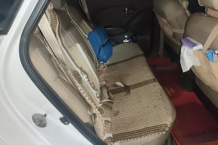 Used Hyundai ix35 2013 2.0L Automatic Two-Wheel Drive Smart GLS China IV Standard Left Rear Seat