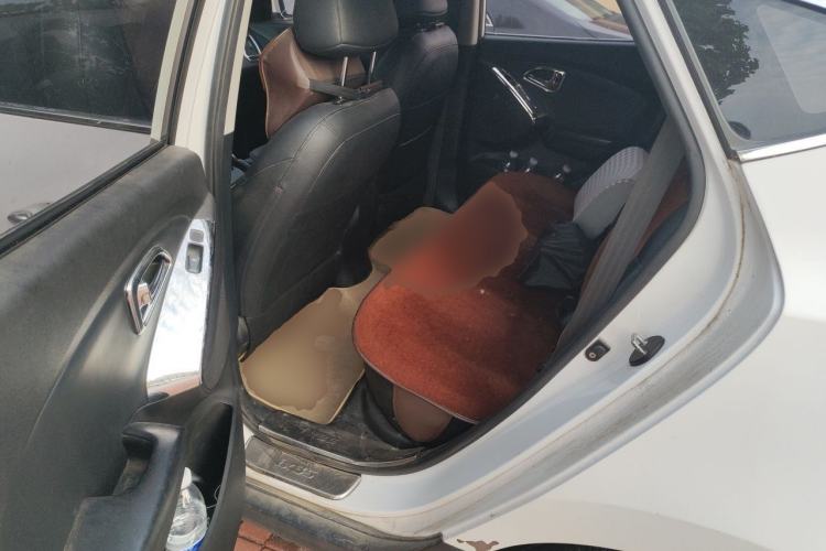 Used Hyundai ix35 2013 2.0L Automatic Two-Wheel Drive Smart GLS China IV Standard Left Rear Seat