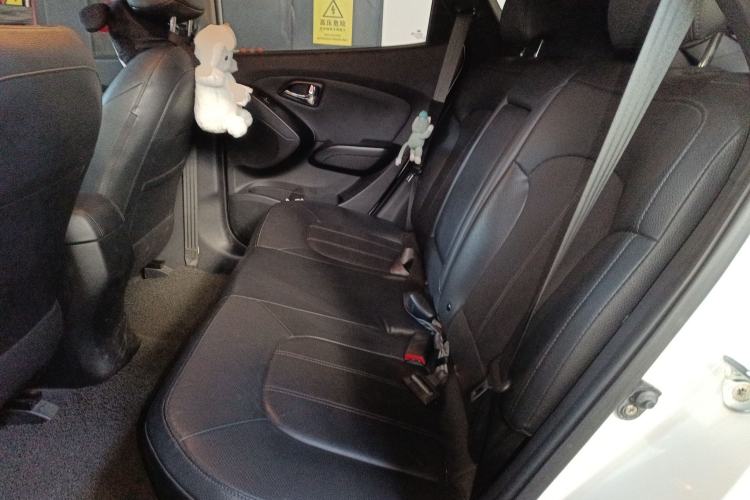 Used Hyundai ix35 2013 2.0L Automatic Two-Wheel Drive Smart GLS China V Standard Left Rear Seat