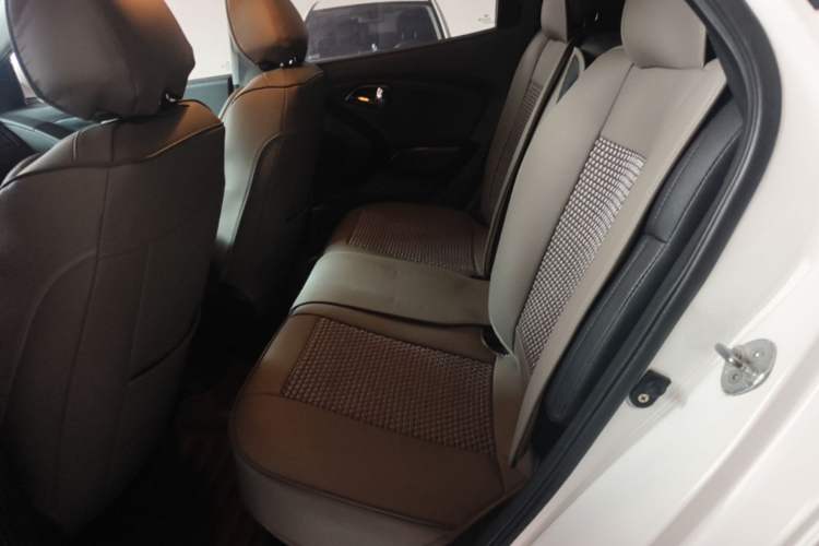 Used Hyundai ix35 2013 2.0L Automatic 4x4 Smart GLS China V Standard Left Rear Seat