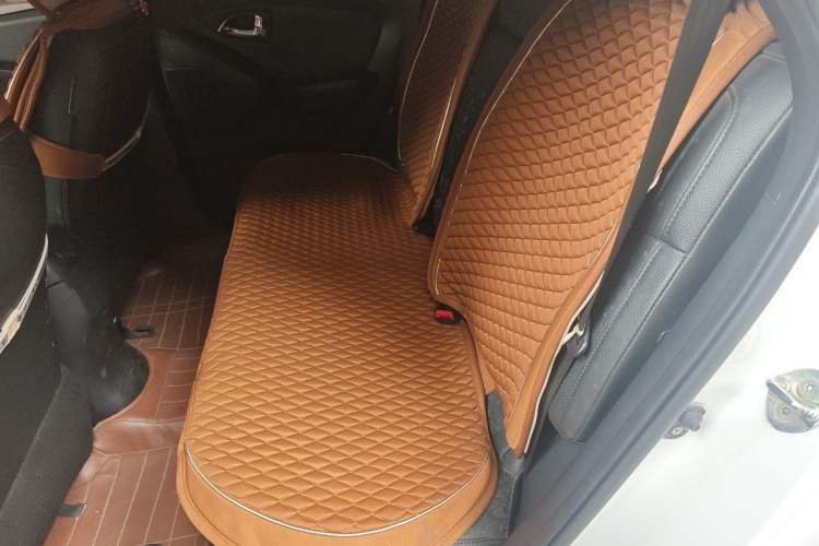 Used Hyundai ix35 2013 2.0L Automatic Two-Wheel Drive Smart GLS China IV Standard Left Rear Seat