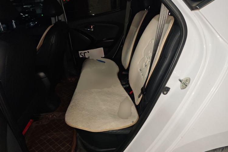 Used Hyundai ix35 2013 2.0L Automatic Two-Wheel Drive Smart GLS China IV Standard Left Rear Seat