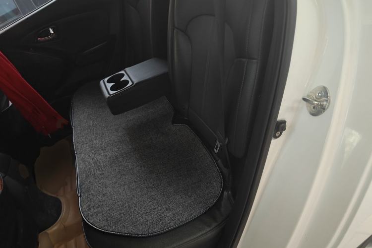 Used Hyundai ix35 2013 2.0L Automatic Two-Wheel Drive Smart GLS China IV Standard Left Rear Seat
