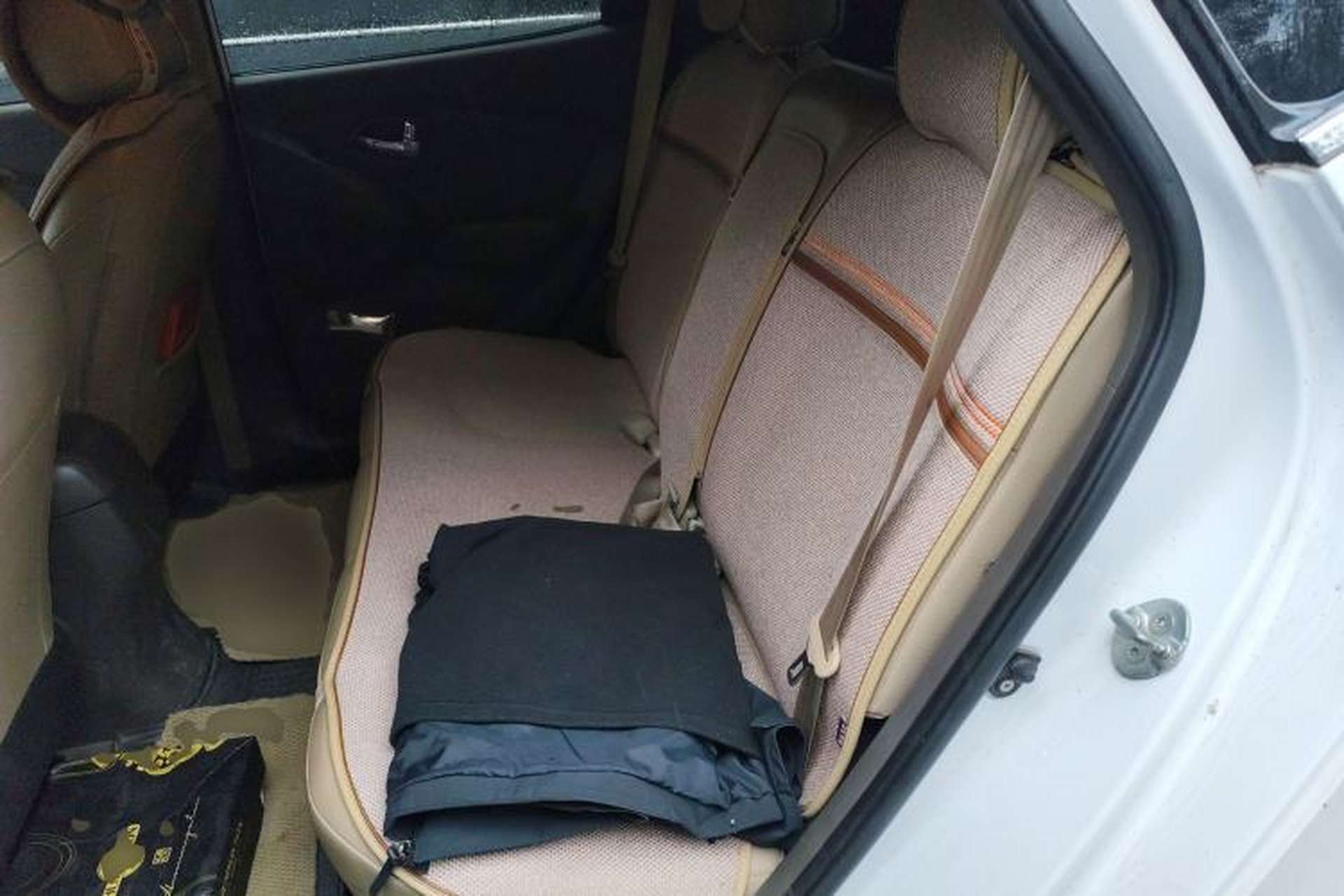 Used Hyundai ix35 2013 2.0L Automatic Two-Wheel Drive Smart GLS China IV Standard Left Rear Seat