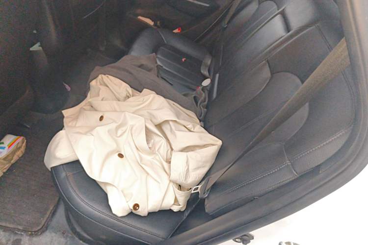 Used Hyundai ix35 2013 2.0L Automatic Two-Wheel Drive Smart GLS China IV Standard Left Rear Seat
