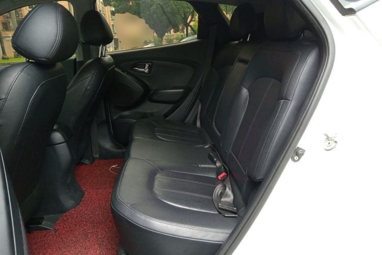 Used Hyundai ix35 2013 2.0L Automatic Two-Wheel Drive Smart GLS China V Standard Left Rear Seat
