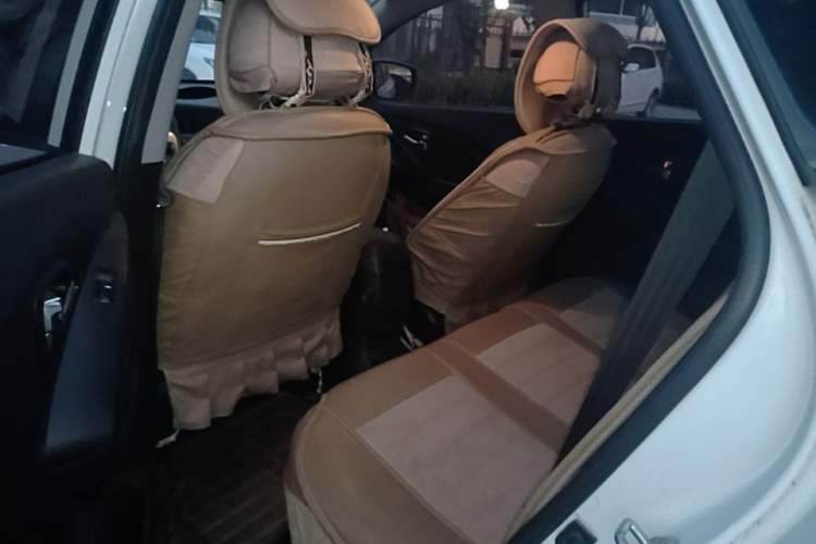 Used Hyundai ix35 2013 2.0L Automatic 2WD Comfort GL China IV Standard Left Rear Seat