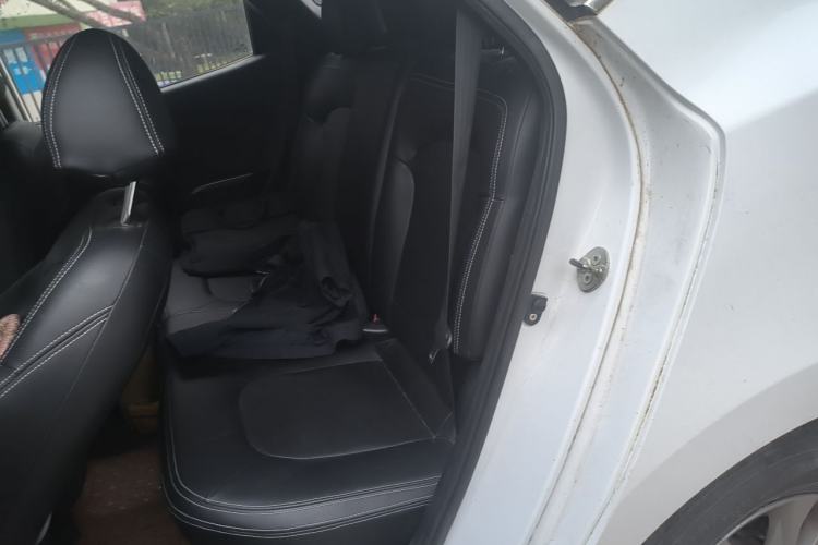 Used Hyundai ix35 2013 2.0L Automatic 2WD Comfort GL China IV Standard Left Rear Seat
