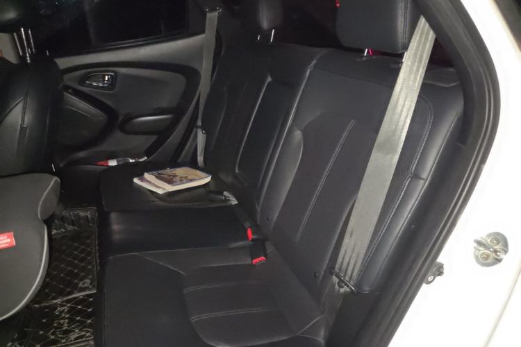 Used Hyundai ix35 2013 2.0L Automatic Two-Wheel Drive Smart GLS China IV Standard Left Rear Seat