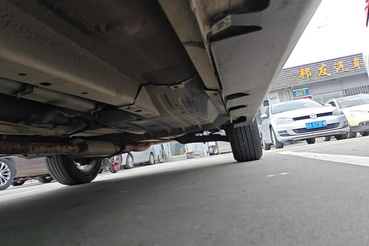 Used Hyundai ix35 2013 2.0L Automatic Two-Wheel Drive Smart GLS China IV Standard Left Side Sill