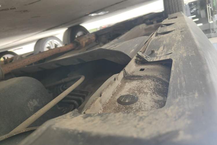 Used Hyundai ix35 2013 2.0L Automatic Two-Wheel Drive Smart GLS China IV Standard Left Side Sill