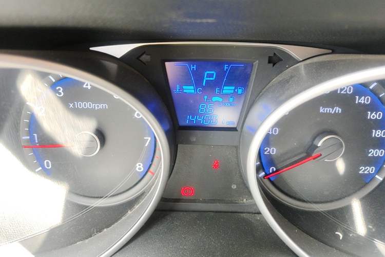 Used Hyundai ix35 2013 2.0L Automatic 2WD Comfort GL China IV Standard Odometer Close Up