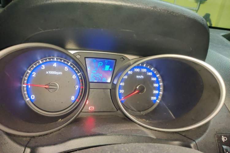 Used Hyundai ix35 2013 2.0L Automatic 2WD Comfort GL China IV Standard Odometer Close Up