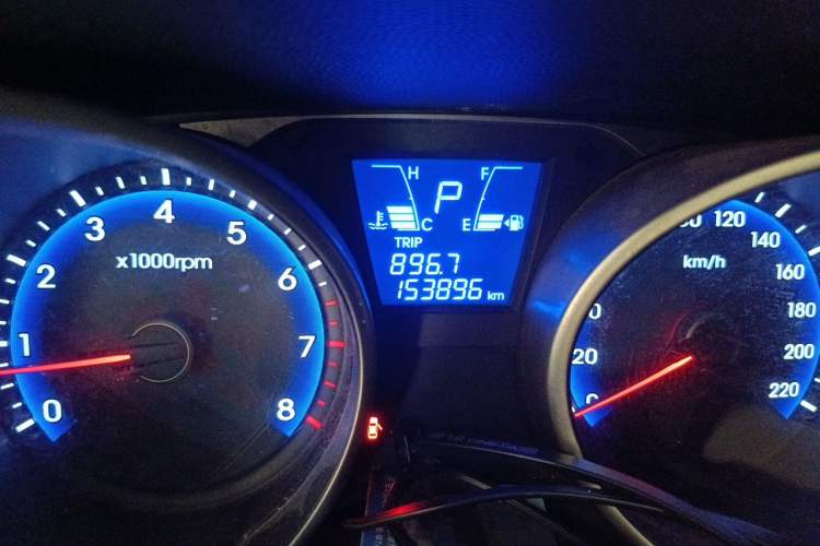 Used Hyundai ix35 2013 2.0L Automatic 2WD Comfort GL China IV Standard Odometer Close Up