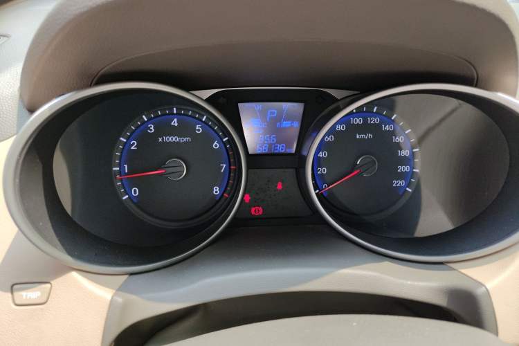 Used Hyundai ix35 2013 2.0L Automatic 2WD Comfort GL China IV Standard Odometer Close Up