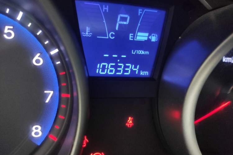 Used Hyundai ix35 2013 2.0L Automatic 2WD Comfort GL China IV Standard Odometer Close Up