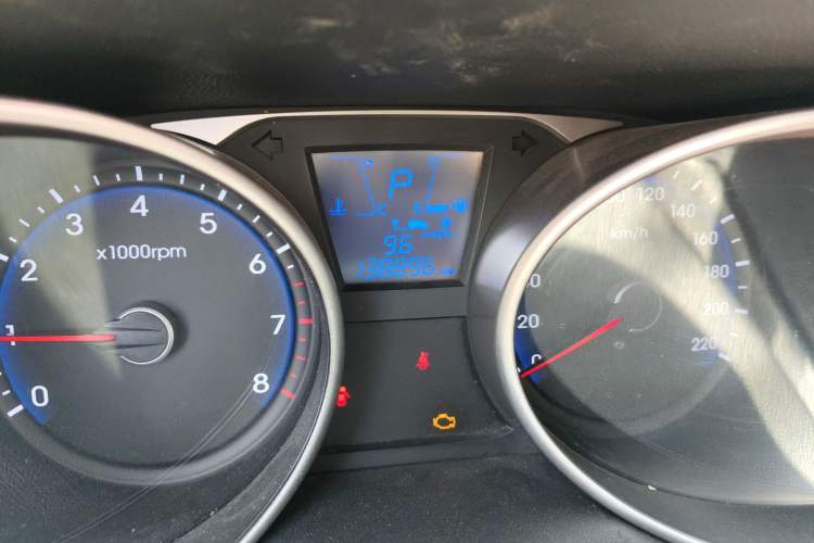 Used Hyundai ix35 2013 2.0L Automatic 2WD Comfort GL China IV Standard Odometer Close Up
