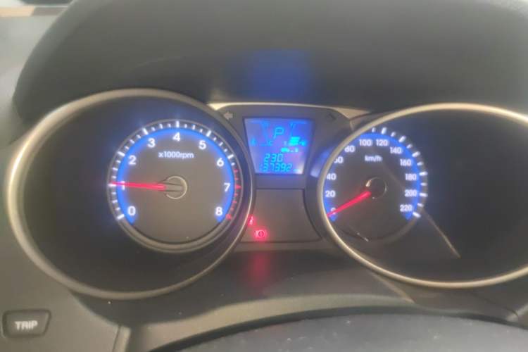 Used Hyundai ix35 2013 2.0L Automatic 2WD Comfort GL China IV Standard Odometer Close Up