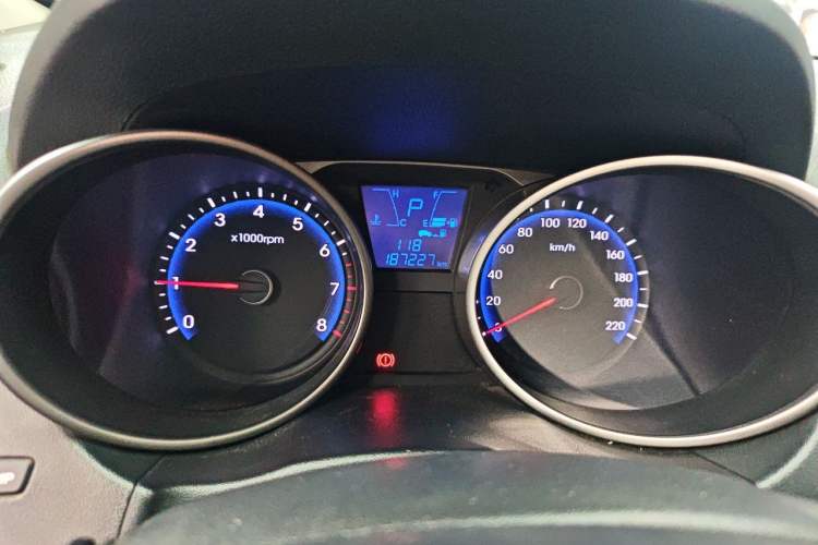 Used Hyundai ix35 2013 2.0L Automatic 2WD Comfort GL China IV Standard Odometer Close Up