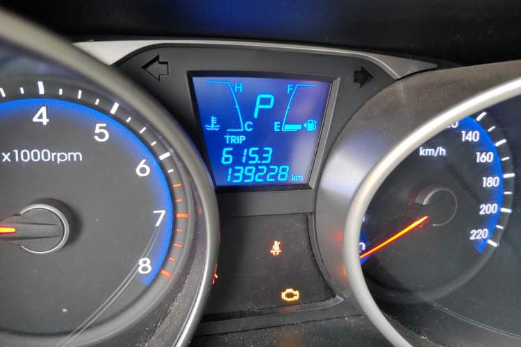 Used Hyundai ix35 2013 2.0L Automatic 2WD Comfort GL China IV Standard Odometer Close Up