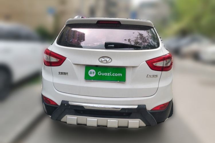 Used Hyundai ix35 2013 2.0L Automatic Two-Wheel Drive Smart GLS China IV Standard Rear