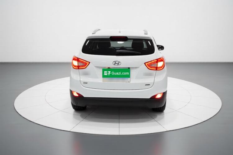 Used Hyundai ix35 2013 2.0L Automatic Two-Wheel Drive Smart GLS China IV Standard Rear