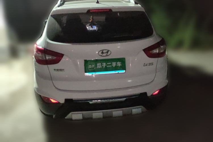Used Hyundai ix35 2013 2.0L Automatic Two-Wheel Drive Smart GLS China IV Standard Rear