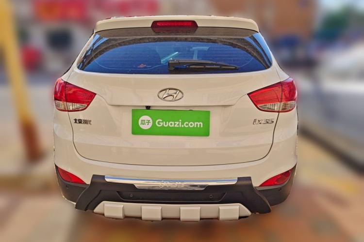 Used Hyundai ix35 2013 2.0L Automatic Two-Wheel Drive Smart GLS China IV Standard Rear