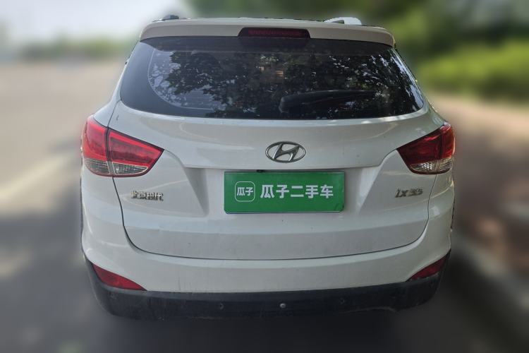 Used Hyundai ix35 2013 2.0L Automatic Two-Wheel Drive Smart GLS China IV Standard Rear