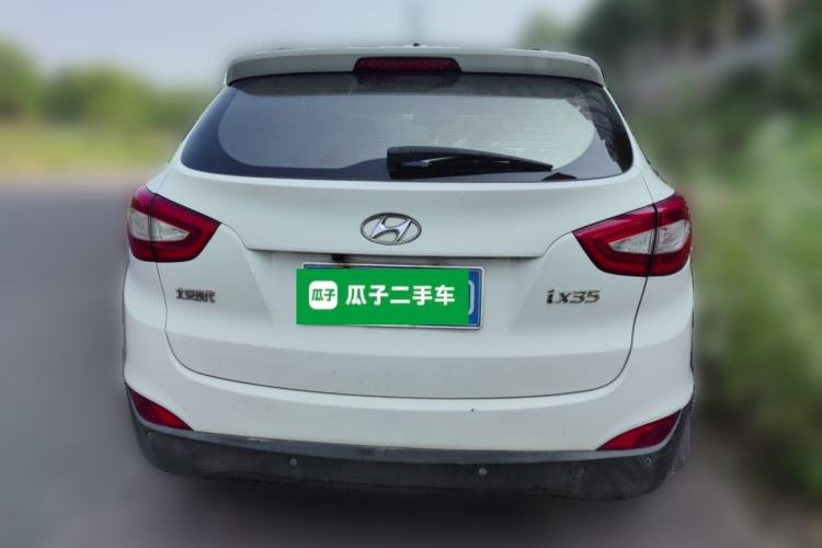Used Hyundai ix35 2013 2.0L Automatic Two-Wheel Drive Smart GLS China IV Standard Rear