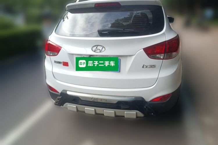 Used Hyundai ix35 2013 2.0L Automatic Two-Wheel Drive Smart GLS China IV Standard Rear