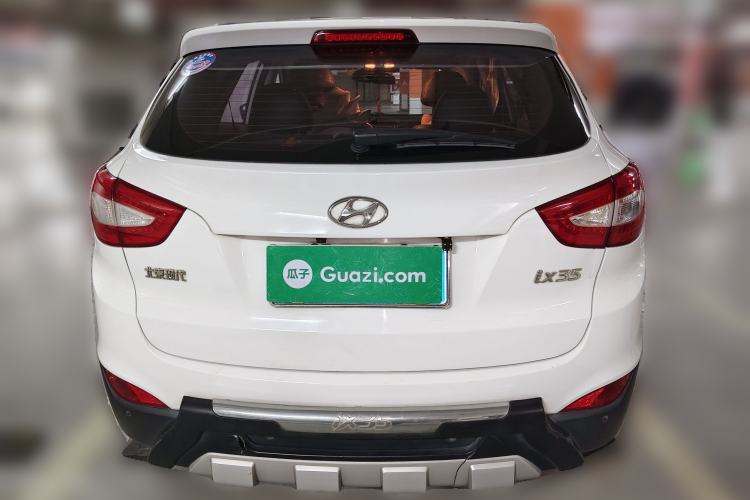 Used Hyundai ix35 2013 2.0L Automatic Two-Wheel Drive Smart GLS China IV Standard Rear