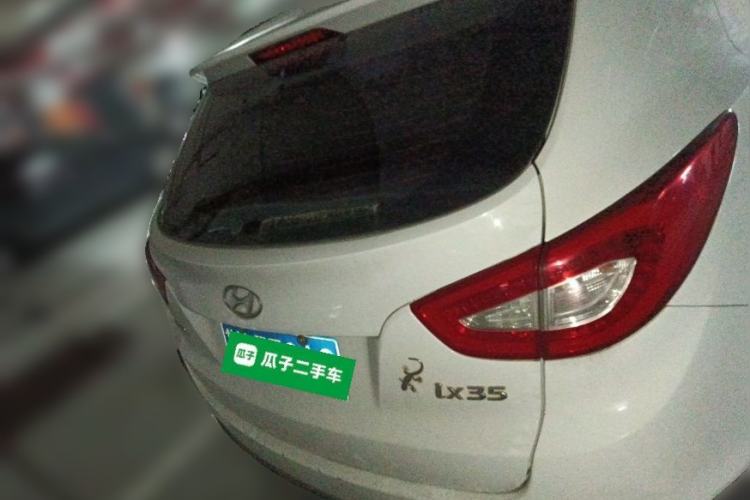 Used Hyundai ix35 2013 2.0L Automatic Two-Wheel Drive Smart GLS China IV Standard Rear