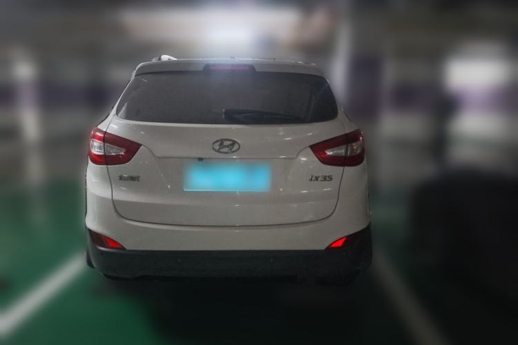 Used Hyundai ix35 2013 2.0L Automatic Two-Wheel Drive Smart GLS China IV Standard Rear