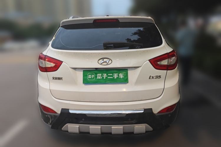 Used Hyundai ix35 2013 2.0L Automatic Two-Wheel Drive Smart GLS China IV Standard Rear