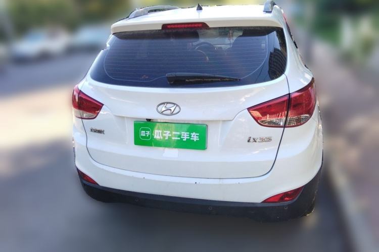Used Hyundai ix35 2013 2.0L Automatic Two-Wheel Drive Smart GLS China IV Standard Rear