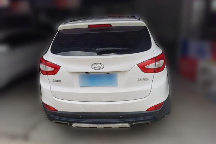Used Hyundai ix35 2013 2.0L Automatic Two-Wheel Drive Smart GLS China IV Standard Rear